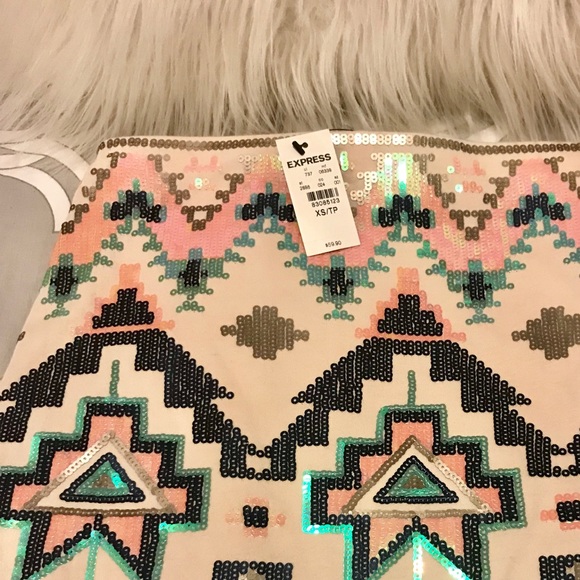 Express Aztec print mini skirt - Picture 1 of 2